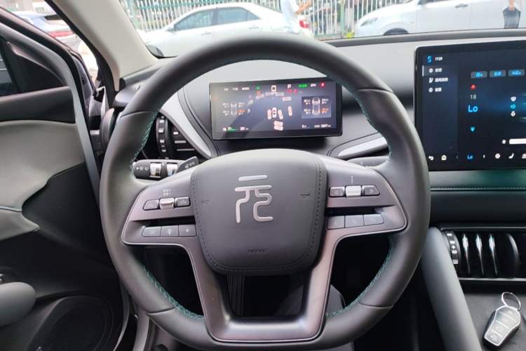 Used BYD Yuan PLUS 2025 Intelligent Driving Version 430 KM Beyond-Range Edition Steering Wheel