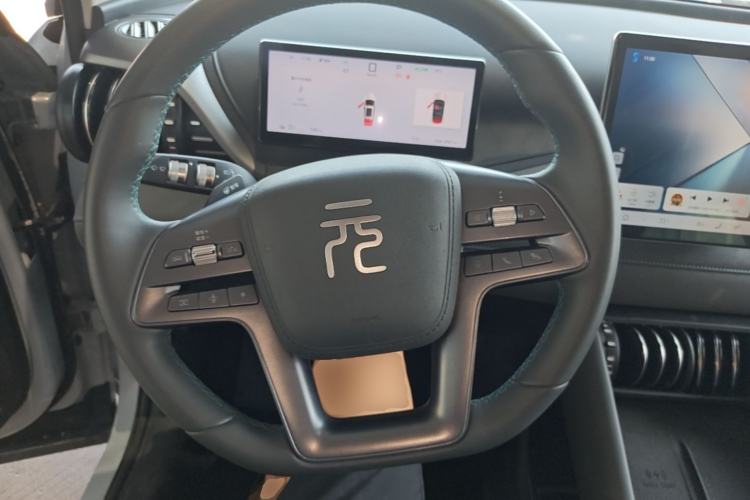 Used BYD Yuan PLUS 2025 Intelligent Driving Version 430 KM Beyond-Range Edition Steering Wheel