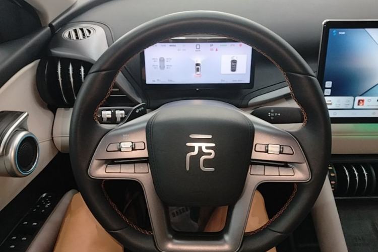 Used BYD Yuan PLUS 2025 Intelligent Driving Version 510 KM Beyond-Grade Edition Steering Wheel