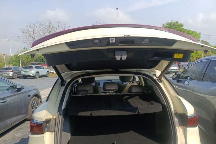 Used BYD Yuan PLUS 2025 Intelligent Driving Version 510 KM Beyond-Grade Edition Trunk
