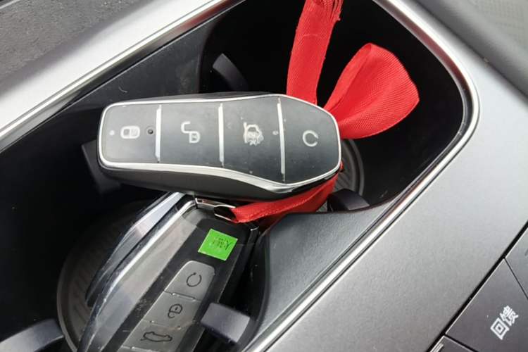 Used BYD Yuan PLUS 2025 Intelligent Driving Version 430 KM Beyond-Range Edition Vehicle Key