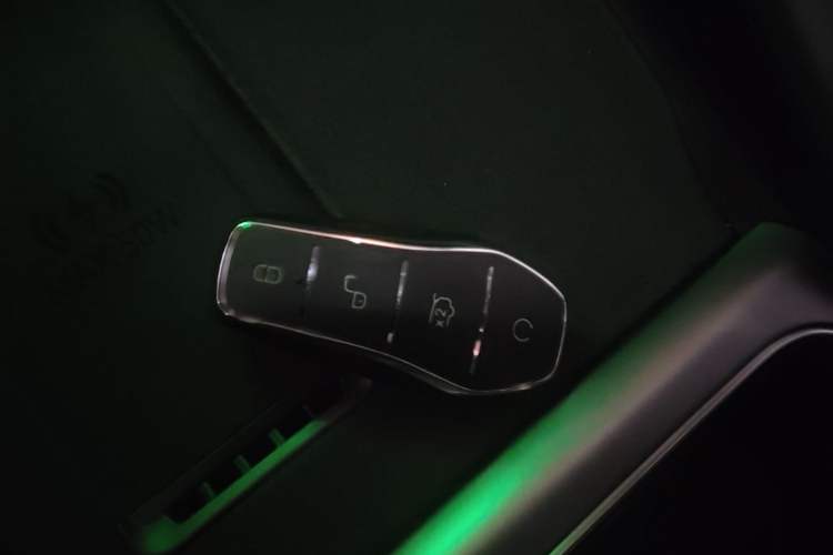 Used BYD Yuan PLUS 2025 Intelligent Driving Version 510 KM Beyond-Grade Edition Vehicle Key