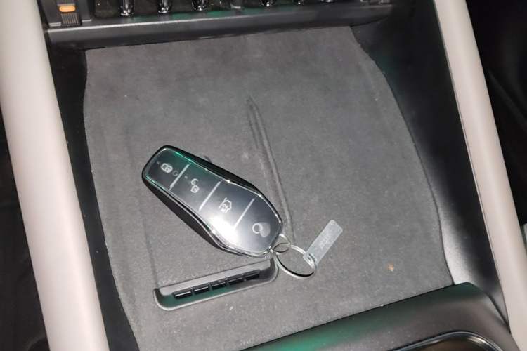 Used BYD Yuan PLUS 2025 Intelligent Driving Version 510 KM Beyond-Grade Edition Vehicle Key