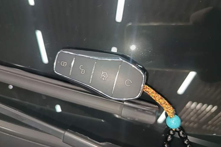 Used BYD Yuan PLUS 2025 Intelligent Driving Version 510 km Leading Edition Vehicle Key
