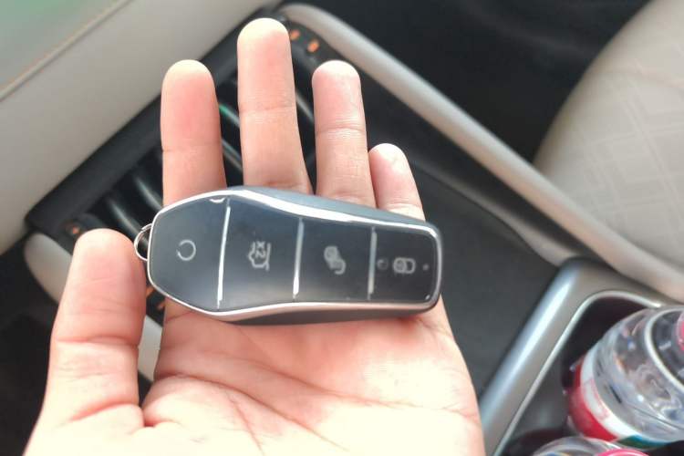 Used BYD Yuan PLUS 2025 Intelligent Driving Version 510 KM Beyond-Grade Edition Vehicle Key