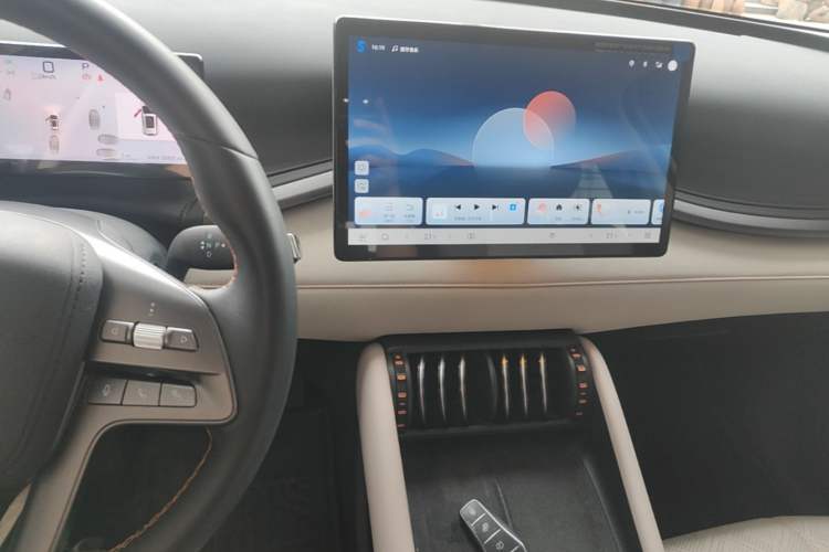 Used BYD Yuan PLUS 2025 Intelligent Driving Version 510 km Leading Edition Audio And AC Panel