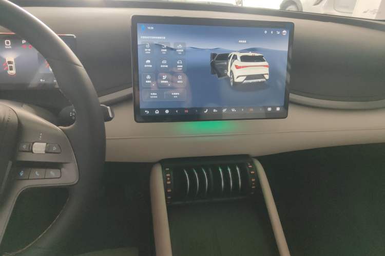 Used BYD Yuan PLUS 2025 Intelligent Driving Version 510 KM Beyond-Grade Edition Audio And AC Panel