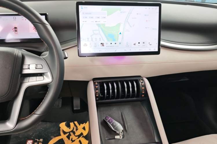 Used BYD Yuan PLUS 2025 Intelligent Driving Version 510 KM Beyond-Grade Edition Audio And AC Panel