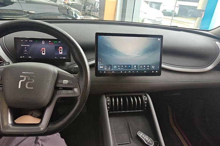 Used BYD Yuan PLUS 2025 Intelligent Driving Version 510 km Leading Edition Center Console