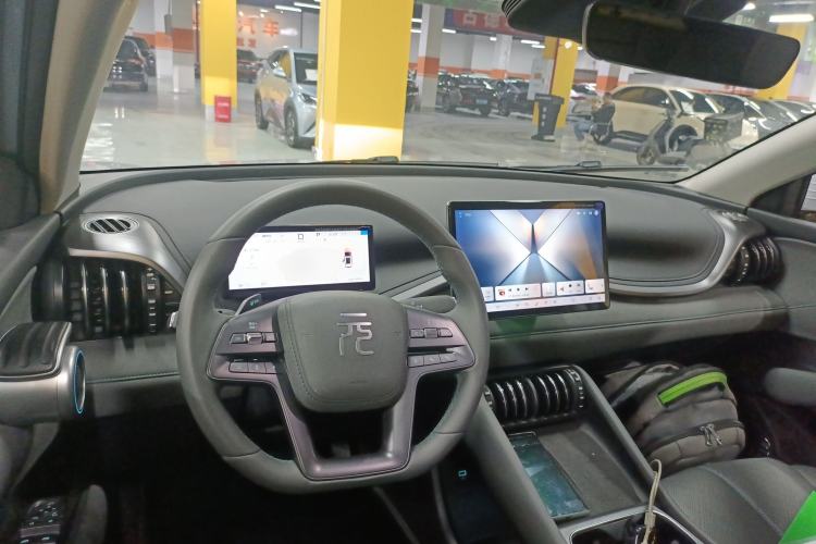 Used BYD Yuan PLUS 2025 Intelligent Driving Version 510 KM Beyond-Grade Edition Center Console