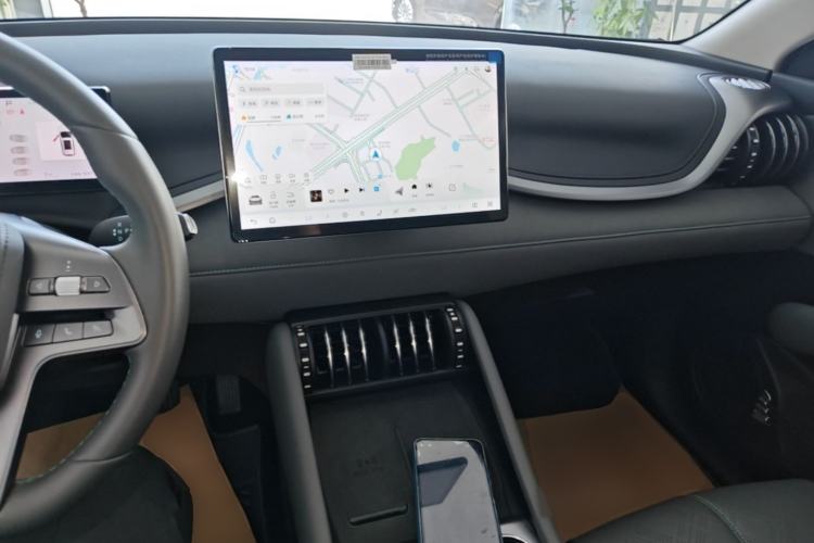 Used BYD Yuan PLUS 2025 Intelligent Driving Version 510 KM Beyond-Grade Edition Center Console
