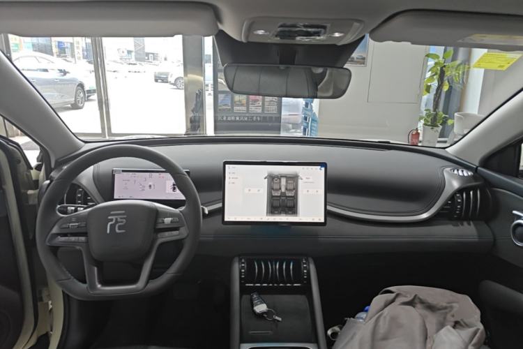 Used BYD Yuan PLUS 2025 Intelligent Driving Version 510 KM Beyond-Grade Edition Center Console
