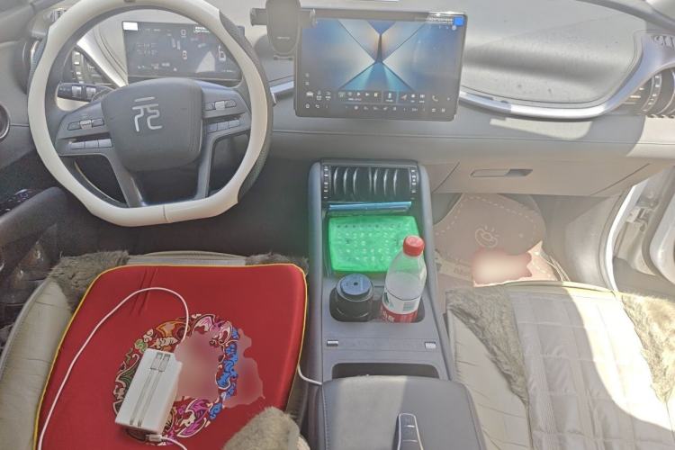 Used BYD Yuan PLUS 2025 Intelligent Driving Version 510 km Leading Edition Center Console