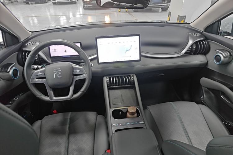 Used BYD Yuan PLUS 2025 Intelligent Driving Version 510 KM Beyond-Grade Edition Center Console