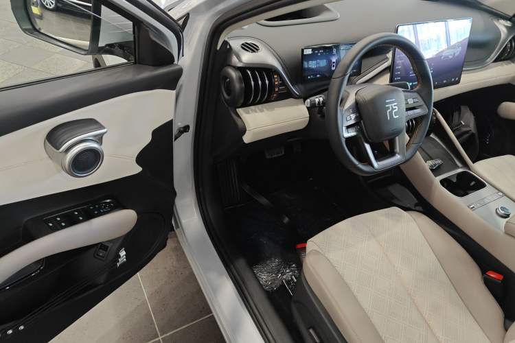 Used BYD Yuan PLUS 2025 Intelligent Driving Version 510 km Excellence Edition Driver Seat