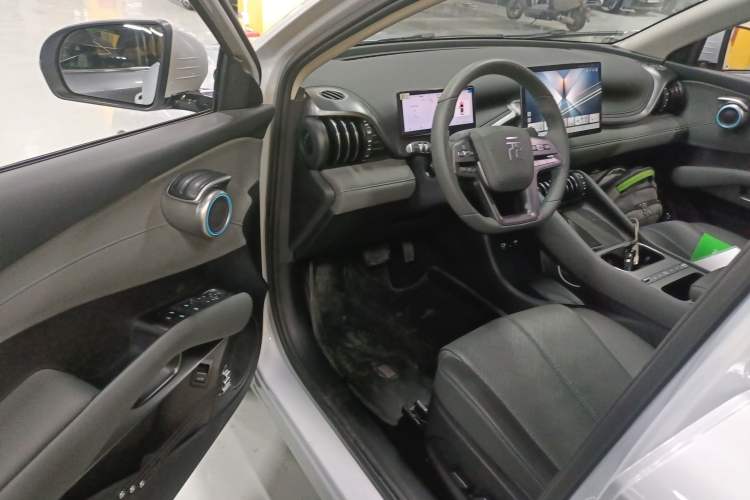 Used BYD Yuan PLUS 2025 Intelligent Driving Version 510 KM Beyond-Grade Edition Driver Seat