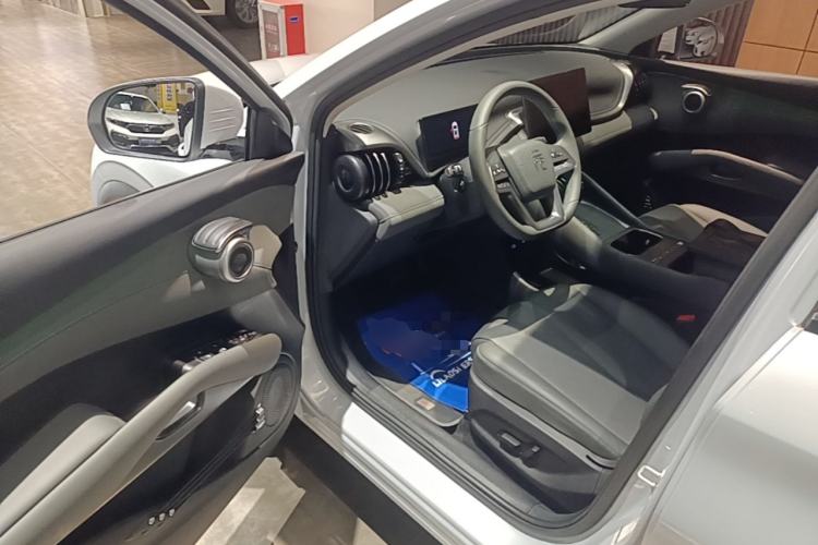 Used BYD Yuan PLUS 2025 Intelligent Driving Version 510 km Leading Edition Driver Seat