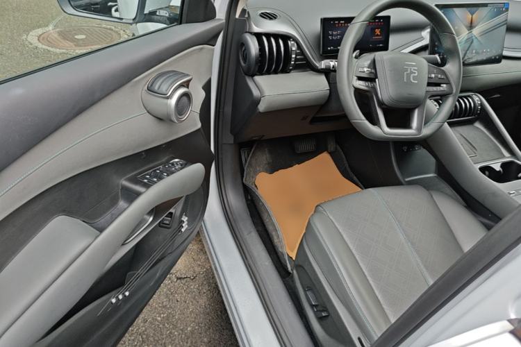 Used BYD Yuan PLUS 2025 Intelligent Driving Version 510 KM Beyond-Grade Edition Driver Seat