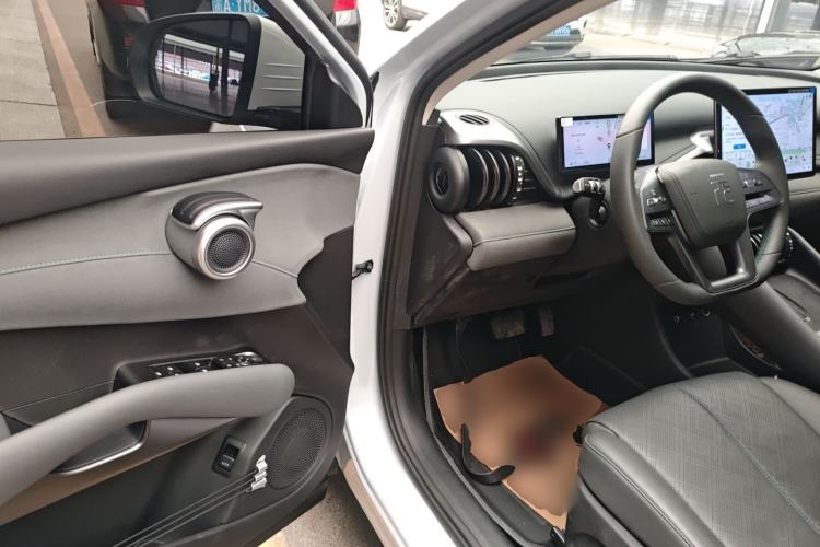 Used BYD Yuan PLUS 2025 Intelligent Driving Version 510 KM Beyond-Grade Edition Driver Seat