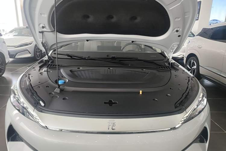 Used BYD Yuan PLUS 2025 Intelligent Driving Version 510 km Excellence Edition Engine Bay