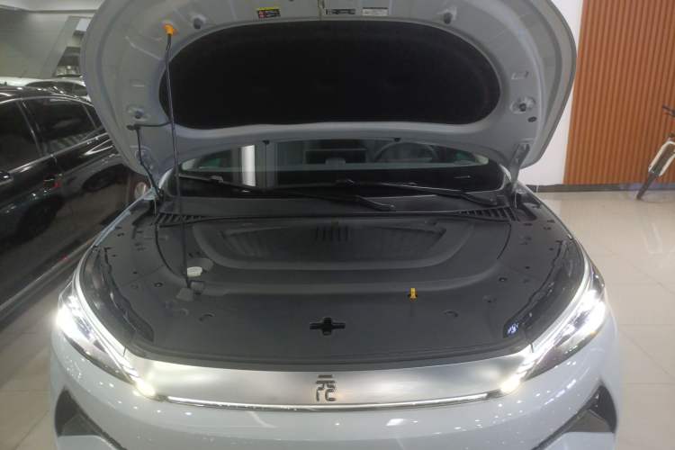Used BYD Yuan PLUS 2025 Intelligent Driving Version 430 KM Beyond-Range Edition Engine Bay