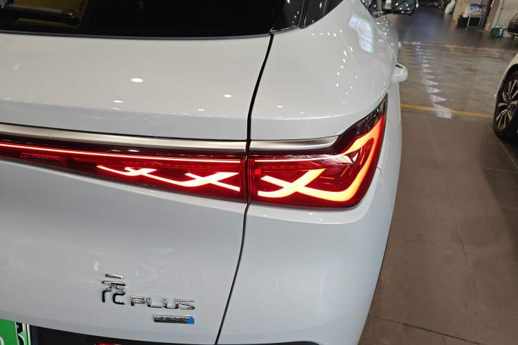 Used BYD Yuan PLUS 2025 Intelligent Driving Version 510 km Excellence Edition Exterior 3