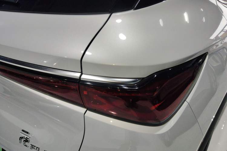 Used BYD Yuan PLUS 2025 Intelligent Driving Version 430 KM – Leading Edition Exterior 3