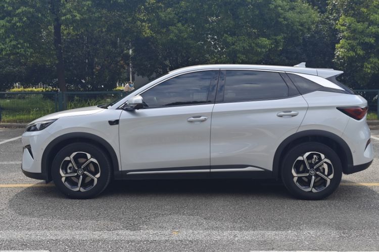 Used BYD Yuan PLUS 2025 Intelligent Driving Version 430 KM – Leading Edition Exterior 4