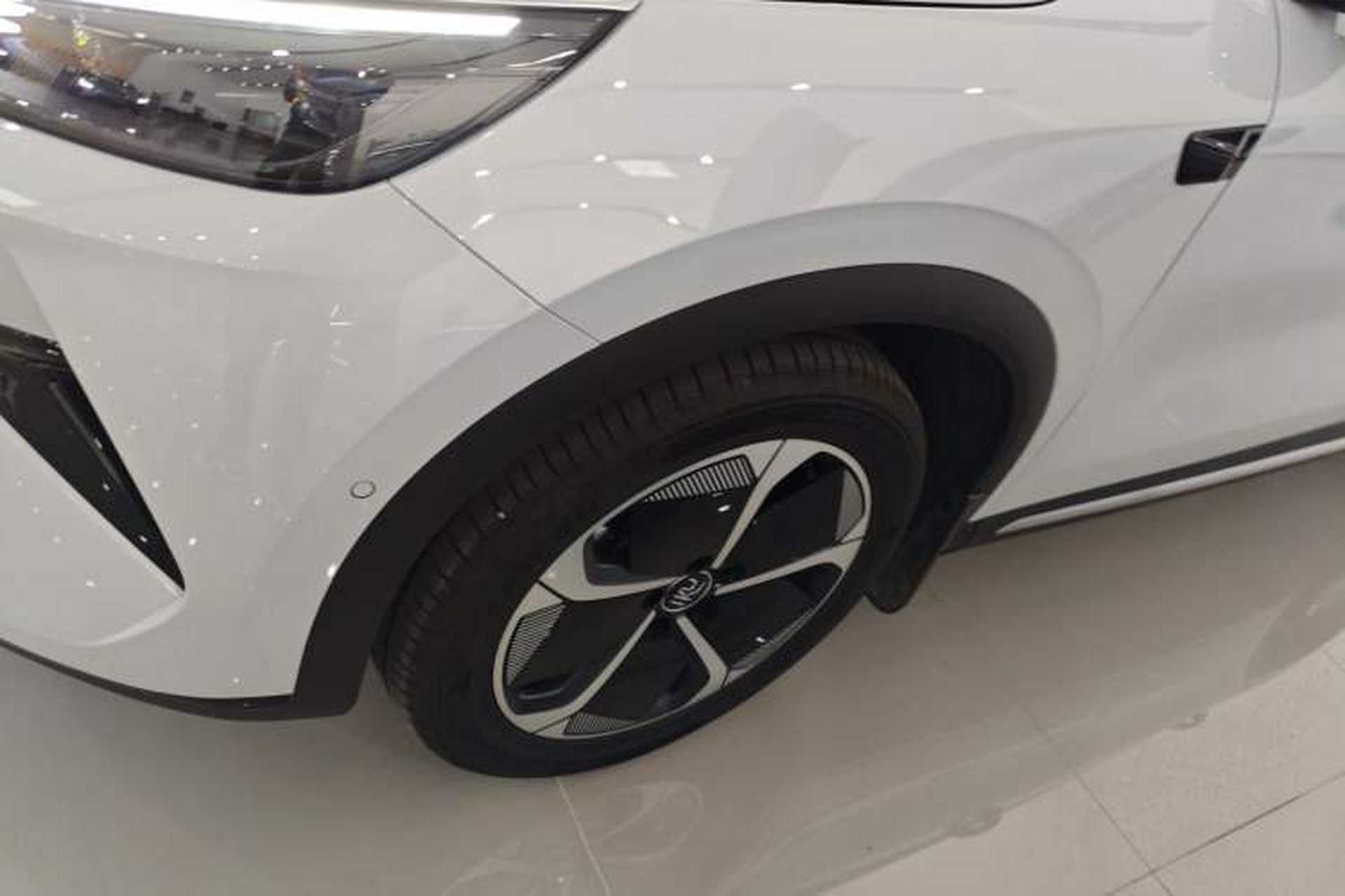 Used BYD Yuan PLUS 2025 Intelligent Driving Version 510 KM Beyond-Grade Edition Exterior 7