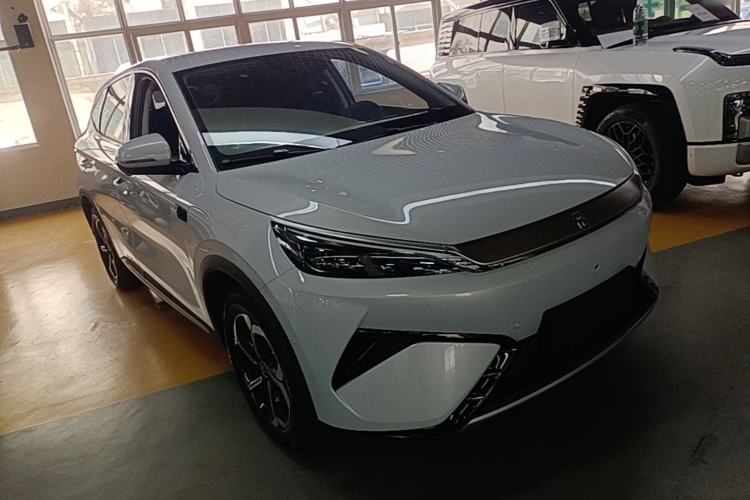 Used BYD Yuan PLUS 2025 Intelligent Driving Version 430 KM – Leading Edition Front Right 45 Deg
