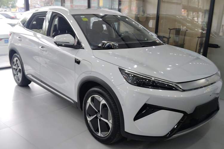 Used BYD Yuan PLUS 2025 Intelligent Driving Version 510 KM Beyond-Grade Edition Front Right 45 Deg
