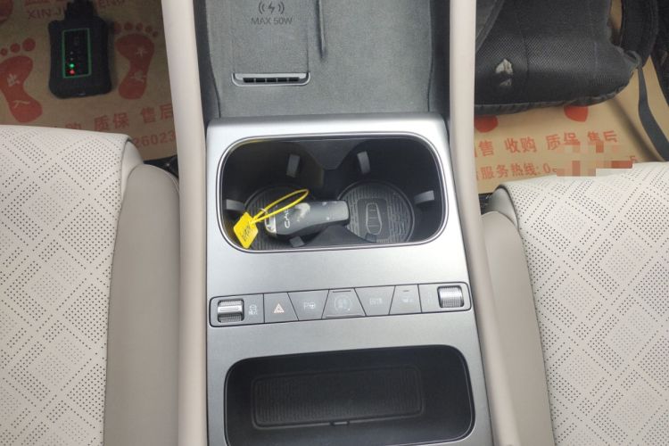 Used BYD Yuan PLUS 2025 Intelligent Driving Version 510 KM Beyond-Grade Edition Gear Lever