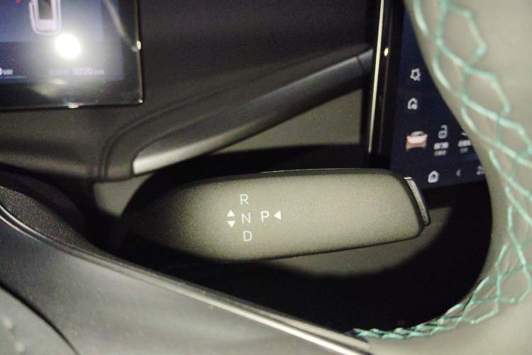 Used BYD Yuan PLUS 2025 Intelligent Driving Version 430 KM – Leading Edition Gear Lever
