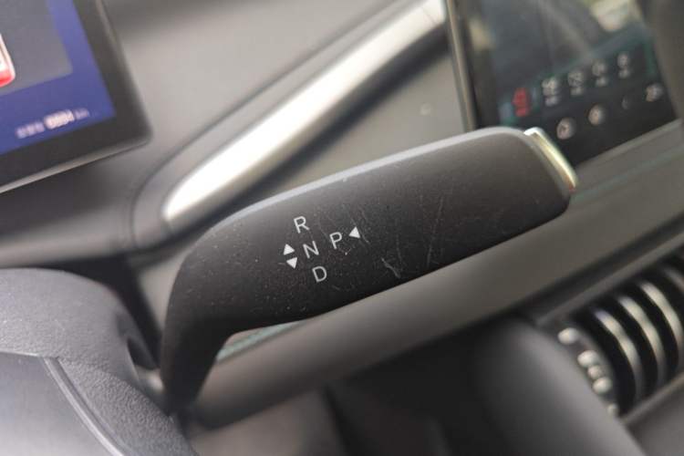 Used BYD Yuan PLUS 2025 Intelligent Driving Version 510 KM Beyond-Grade Edition Gear Lever