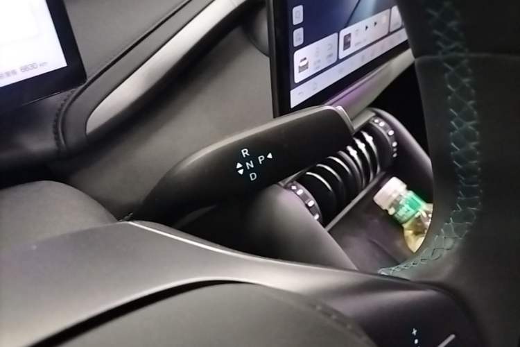 Used BYD Yuan PLUS 2025 Intelligent Driving Version 510 KM Beyond-Grade Edition Gear Lever