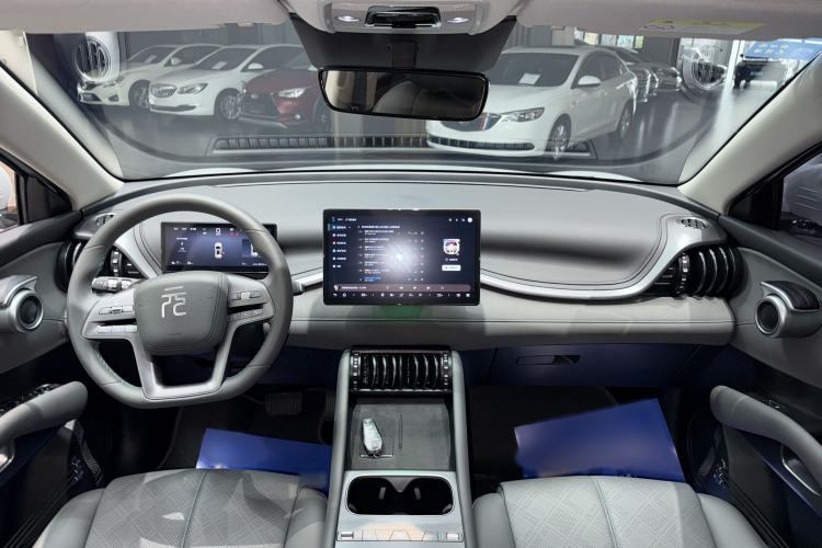 Used BYD Yuan PLUS 2025 Intelligent Driving Version 510 km Leading Edition Interior 1