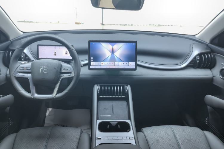 Used BYD Yuan PLUS 2025 Intelligent Driving Version 510 km Leading Edition Interior 3