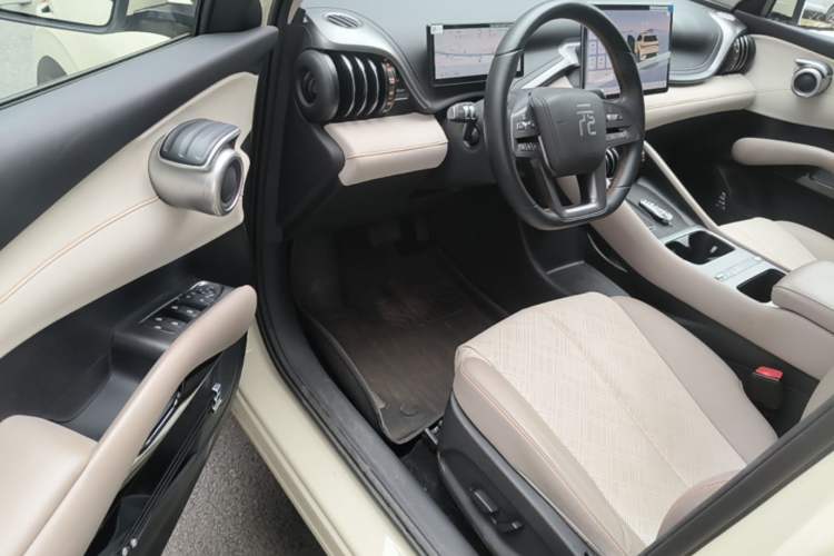 Used BYD Yuan PLUS 2025 Intelligent Driving Version 510 KM Beyond-Grade Edition Interior 6