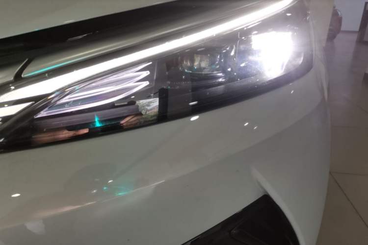 Used BYD Yuan PLUS 2025 Intelligent Driving Version 510 KM Beyond-Grade Edition Left Front Headlight