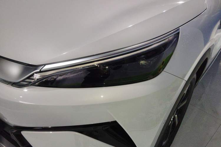 Used BYD Yuan PLUS 2025 Intelligent Driving Version 430 KM – Leading Edition Left Front Headlight