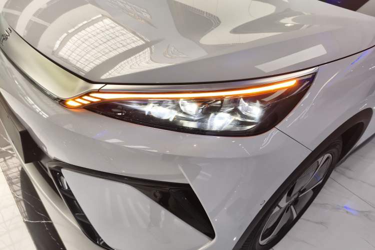 Used BYD Yuan PLUS 2025 Intelligent Driving Version 510 km Excellence Edition Left Front Headlight