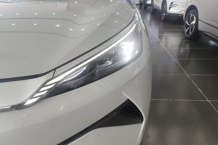 Used BYD Yuan PLUS 2025 Intelligent Driving Version 510 km Excellence Edition Left Front Headlight