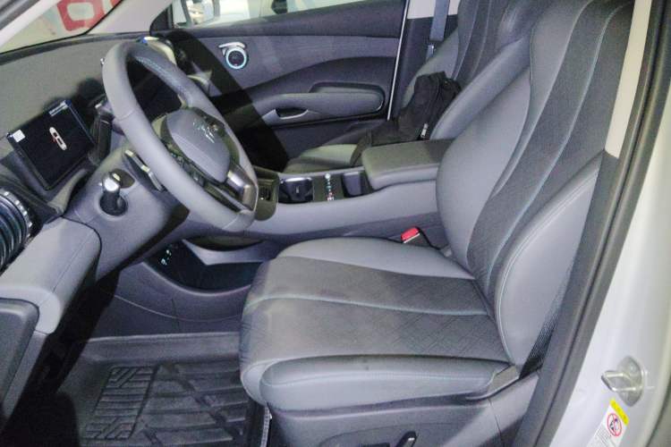 Used BYD Yuan PLUS 2025 Intelligent Driving Version 430 KM – Leading Edition Left Front Seat