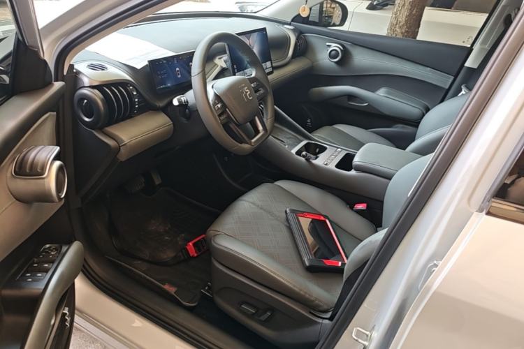 Used BYD Yuan PLUS 2025 Intelligent Driving Version 430 KM – Leading Edition Left Front Seat