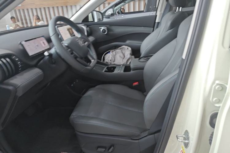 Used BYD Yuan PLUS 2025 Intelligent Driving Version 510 KM Beyond-Grade Edition Left Front Seat
