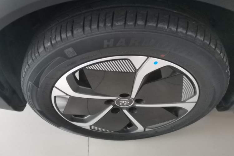 Used BYD Yuan PLUS 2025 Intelligent Driving Version 510 KM Beyond-Grade Edition Left Front Wheel Hub