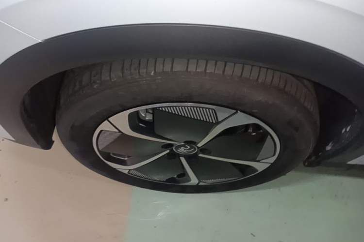 Used BYD Yuan PLUS 2025 Intelligent Driving Version 510 KM Beyond-Grade Edition Left Front Wheel Hub