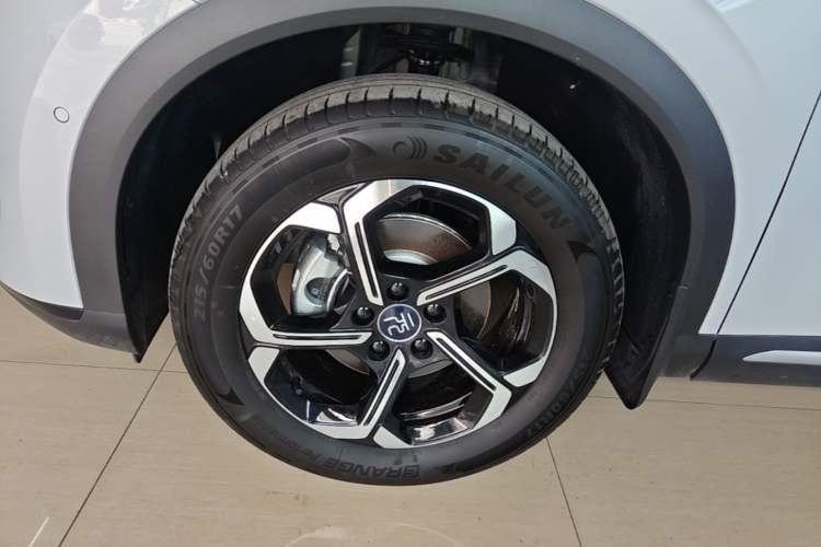 Used BYD Yuan PLUS 2025 Intelligent Driving Version 510 km Leading Edition Left Front Wheel Hub