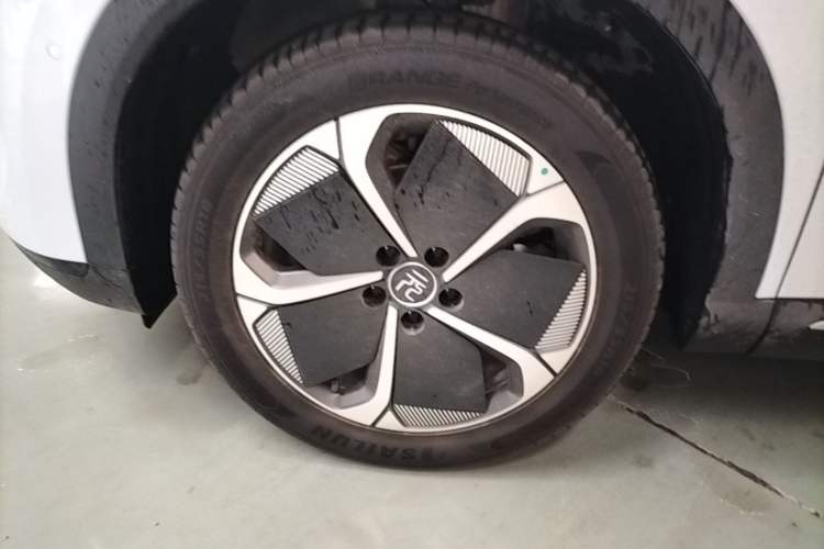 Used BYD Yuan PLUS 2025 Intelligent Driving Version 510 KM Beyond-Grade Edition Left Front Wheel Hub