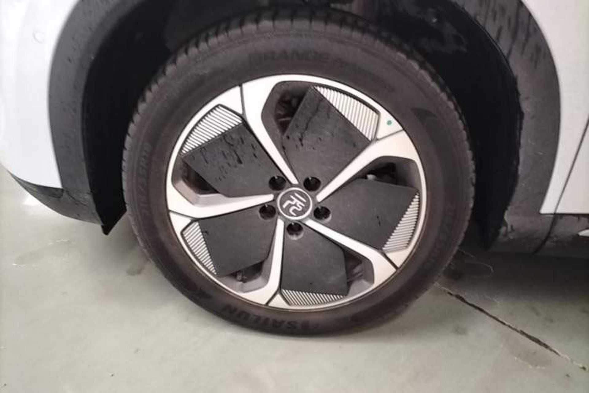 Used BYD Yuan PLUS 2025 Intelligent Driving Version 510 KM Beyond-Grade Edition Left Front Wheel Hub